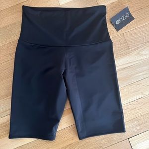 Onzie high rise biker shorts size XS Black
